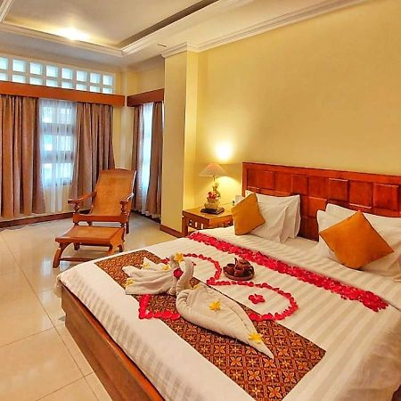 De Solo Boutique Hotel ภายนอก รูปภาพ